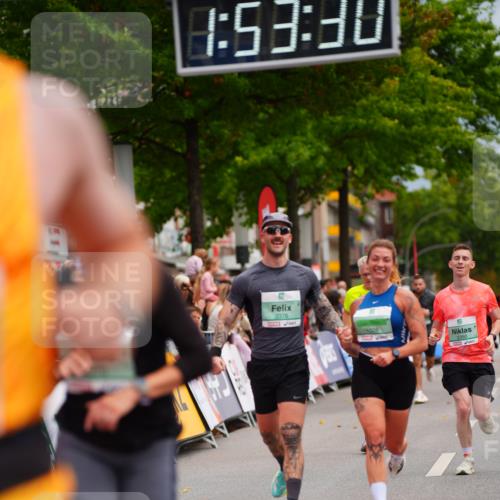 20.09.2026 - PSD Bank Halbmarathon LAZAROV Photography http://msf.ph/oto/10516211 20.09.2026 11:53:30 Ziel 1012, 1528, 2106, 2270, 2350, 2650, 3154, 3376, 3867, 4025, 4386 meine-sportfotos.de