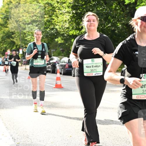 20.09.2026 - PSD Bank Halbmarathon Dr. Thomas Lammeyer http://msf.ph/oto/10516212 20.09.2026 11:10:48 Laufen 4515, 3571, 3175 meine-sportfotos.de