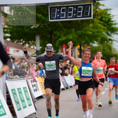 20.09.2026 - PSD Bank Halbmarathon LAZAROV Photography http://msf.ph/oto/10516233 20.09.2026 11:53:31 Ziel 1012, 1528, 2106, 2270, 2350, 2650, 3154, 3376, 3867, 4025 meine-sportfotos.de