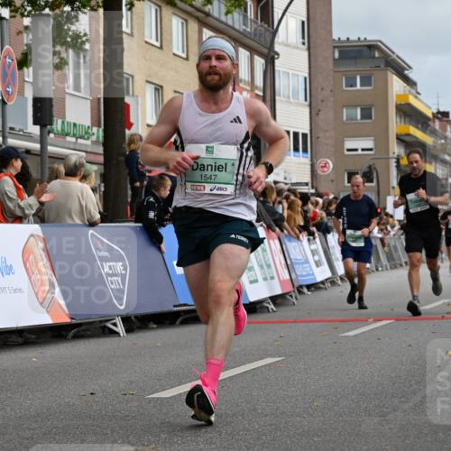 20.09.2026 - PSD Bank Halbmarathon J. Mangold http://msf.ph/oto/10516245 20.09.2026 11:44:51 Ziel 1547, 2677, 3861, 4365, 4366 meine-sportfotos.de