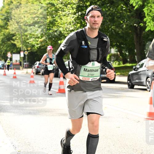 20.09.2026 - PSD Bank Halbmarathon Dr. Thomas Lammeyer http://msf.ph/oto/10516369 20.09.2026 11:10:55 Laufen 2791, 2790 meine-sportfotos.de