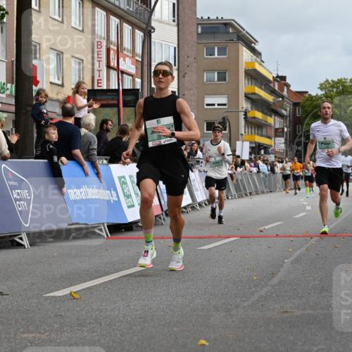20.09.2026 - PSD Bank Halbmarathon J. Mangold http://msf.ph/oto/10516391 20.09.2026 11:45:03 Ziel 1159, 1374, 1430, 2300, 2928, 2959, 3913, 3981 meine-sportfotos.de