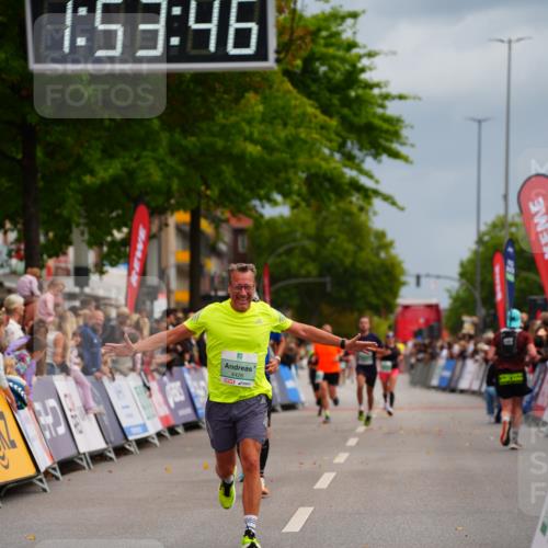 20.09.2026 - PSD Bank Halbmarathon LAZAROV Photography http://msf.ph/oto/10516439 20.09.2026 11:53:45 Ziel 1462, 1961, 2611, 3702, 4021, 4426, 4770 meine-sportfotos.de
