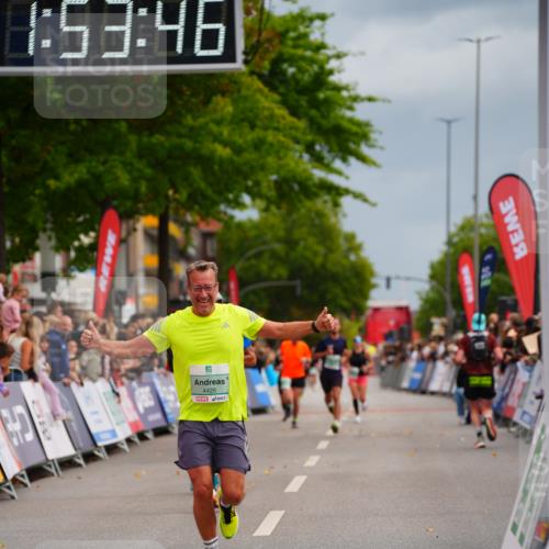 20.09.2026 - PSD Bank Halbmarathon LAZAROV Photography http://msf.ph/oto/10516453 20.09.2026 11:53:46 Ziel 1346, 1462, 1961, 2611, 3840, 4021, 4426, 4770 meine-sportfotos.de