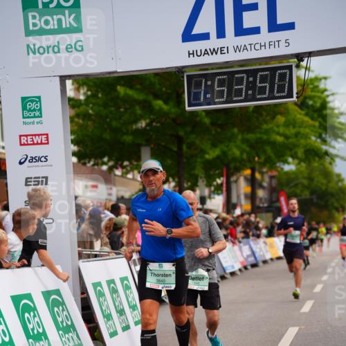 20.09.2026 - PSD Bank Halbmarathon LAZAROV Photography http://msf.ph/oto/10516506 20.09.2026 11:53:50 Ziel 1346, 1462, 2879, 3840, 4021, 4426, 4770 meine-sportfotos.de