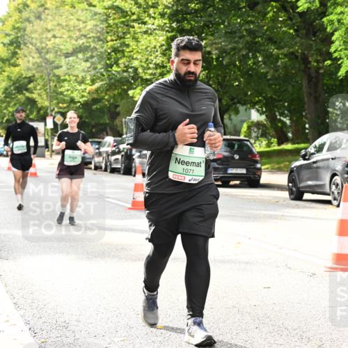 20.09.2026 - PSD Bank Halbmarathon Dr. Thomas Lammeyer http://msf.ph/oto/10516523 20.09.2026 11:11:11 Laufen 1071 meine-sportfotos.de