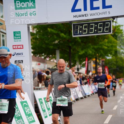 20.09.2026 - PSD Bank Halbmarathon LAZAROV Photography http://msf.ph/oto/10516542 20.09.2026 11:53:51 Ziel 1346, 2879, 3840, 4021, 4426 meine-sportfotos.de