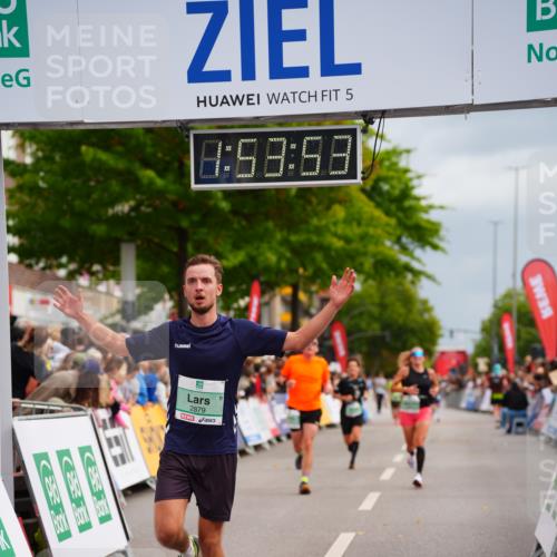 20.09.2026 - PSD Bank Halbmarathon LAZAROV Photography http://msf.ph/oto/10516581 20.09.2026 11:53:53 Ziel 1346, 2879, 3106, 3479, 3840, 4426 meine-sportfotos.de