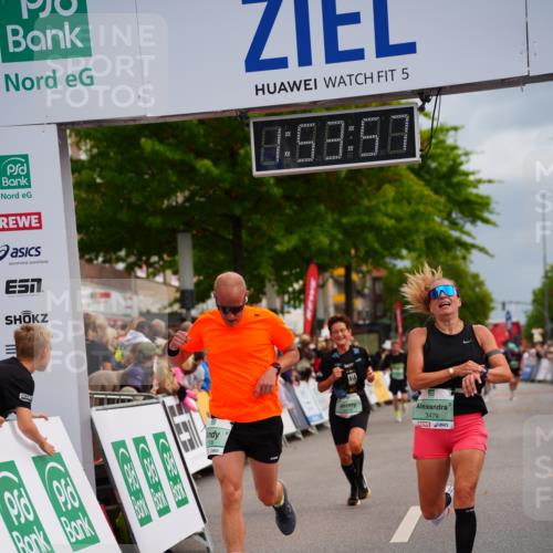 20.09.2026 - PSD Bank Halbmarathon LAZAROV Photography http://msf.ph/oto/10516632 20.09.2026 11:53:56 Ziel 1014, 1346, 2879, 3106, 3479, 3840 meine-sportfotos.de