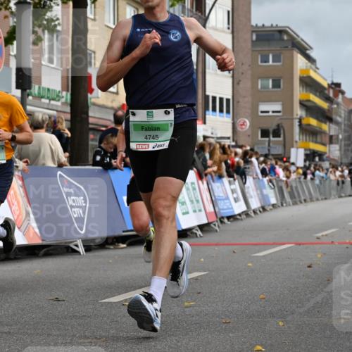 20.09.2026 - PSD Bank Halbmarathon J. Mangold http://msf.ph/oto/10516686 20.09.2026 11:45:17 Ziel 1168, 1972, 2386, 3496, 3865, 3955, 4744, 4745 meine-sportfotos.de
