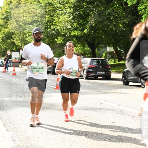 20.09.2026 - PSD Bank Halbmarathon Dr. Thomas Lammeyer http://msf.ph/oto/10516801 20.09.2026 11:11:24 Laufen 3254, 453, 4683, 4045 meine-sportfotos.de