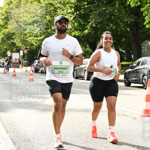 20.09.2026 - PSD Bank Halbmarathon Dr. Thomas Lammeyer http://msf.ph/oto/10516821 20.09.2026 11:11:24 Laufen 3254 meine-sportfotos.de