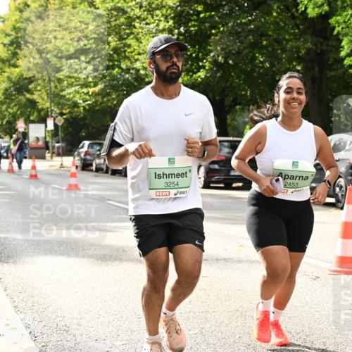 20.09.2026 - PSD Bank Halbmarathon Dr. Thomas Lammeyer http://msf.ph/oto/10516830 20.09.2026 11:11:25 Laufen 3254, 2453 meine-sportfotos.de