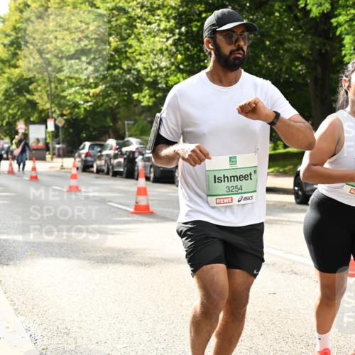20.09.2026 - PSD Bank Halbmarathon Dr. Thomas Lammeyer http://msf.ph/oto/10516844 20.09.2026 11:11:25 Laufen 3254 meine-sportfotos.de