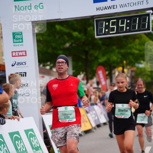 20.09.2026 - PSD Bank Halbmarathon LAZAROV Photography http://msf.ph/oto/10516899 20.09.2026 11:54:10 Ziel 1642, 1839, 2031, 2144, 2594, 3558, 3654, 4027, 4742, 4759, 4785 meine-sportfotos.de