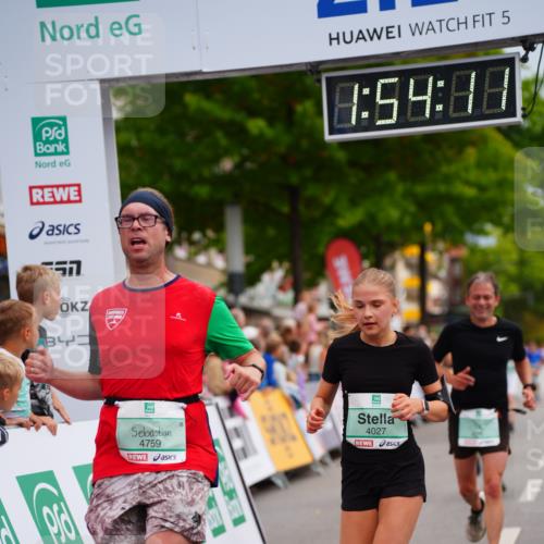 20.09.2026 - PSD Bank Halbmarathon LAZAROV Photography http://msf.ph/oto/10516917 20.09.2026 11:54:10 Ziel 1642, 1839, 2031, 2144, 2594, 3558, 3654, 4027, 4742, 4759, 4785 meine-sportfotos.de