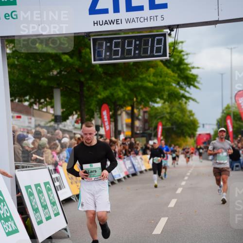 20.09.2026 - PSD Bank Halbmarathon LAZAROV Photography http://msf.ph/oto/10517072 20.09.2026 11:54:17 Ziel 1642, 2594, 2727, 2987, 3654, 4027, 4759, 4777, 4785 meine-sportfotos.de
