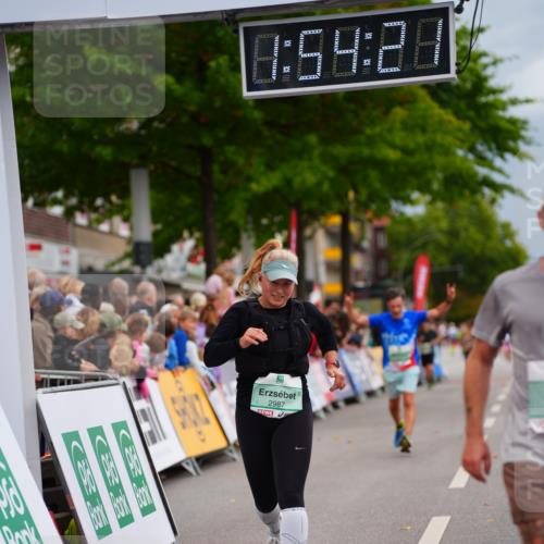 20.09.2026 - PSD Bank Halbmarathon LAZAROV Photography http://msf.ph/oto/10517139 20.09.2026 11:54:21 Ziel 1642, 2594, 2727, 2987, 3654, 3687, 4777 meine-sportfotos.de