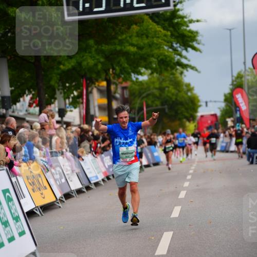 20.09.2026 - PSD Bank Halbmarathon LAZAROV Photography http://msf.ph/oto/10517161 20.09.2026 11:54:23 Ziel 2727, 2987, 3687, 4777 meine-sportfotos.de
