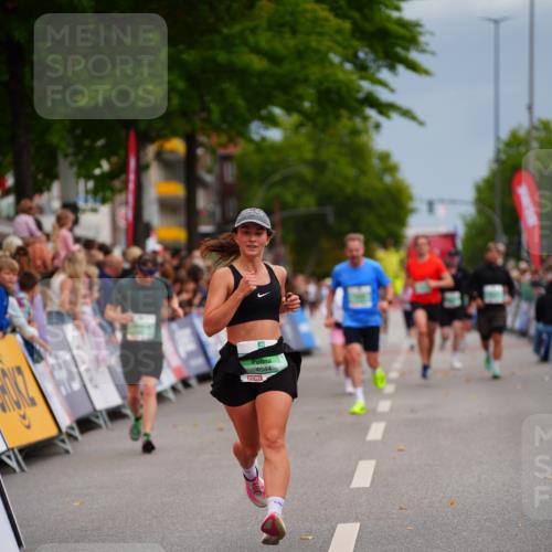20.09.2026 - PSD Bank Halbmarathon LAZAROV Photography http://msf.ph/oto/10517262 20.09.2026 11:54:31 Ziel 3687, 4644 meine-sportfotos.de