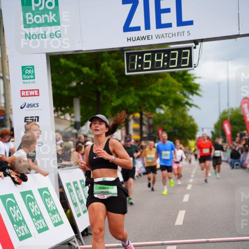 20.09.2026 - PSD Bank Halbmarathon LAZAROV Photography http://msf.ph/oto/10517310 20.09.2026 11:54:33 Ziel 1067, 2123, 3687, 4644 meine-sportfotos.de