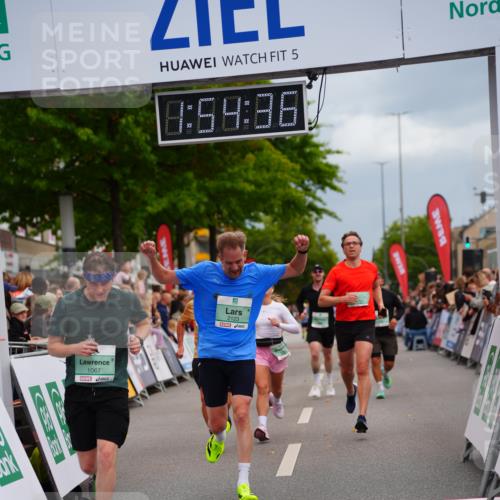 20.09.2026 - PSD Bank Halbmarathon LAZAROV Photography http://msf.ph/oto/10517338 20.09.2026 11:54:36 Ziel 1067, 2123, 2313, 3351, 3386, 3426, 4569, 4644, 4755 meine-sportfotos.de