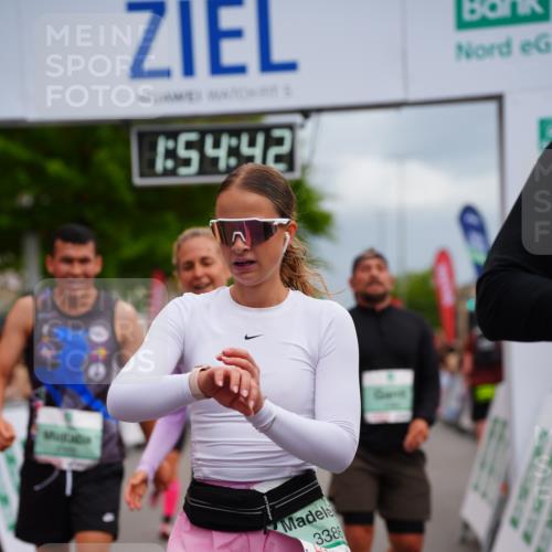 20.09.2026 - PSD Bank Halbmarathon LAZAROV Photography http://msf.ph/oto/10517467 20.09.2026 11:54:42 Ziel 1067, 1094, 2123, 2313, 2647, 3351, 3386, 3426, 4569, 4755 meine-sportfotos.de