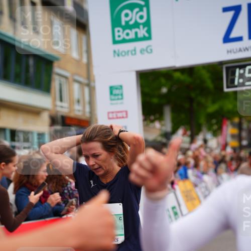 20.09.2026 - PSD Bank Halbmarathon LAZAROV Photography http://msf.ph/oto/10517534 20.09.2026 11:54:46 Ziel 1094, 1133, 2059, 2313, 2647, 2669, 3351, 3386, 3426, 4569, 4755 meine-sportfotos.de