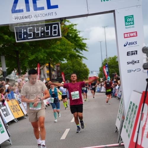 20.09.2026 - PSD Bank Halbmarathon LAZAROV Photography http://msf.ph/oto/10517541 20.09.2026 11:54:48 Ziel 1094, 1133, 2059, 2313, 2647, 2669, 3351, 3372, 3916 meine-sportfotos.de
