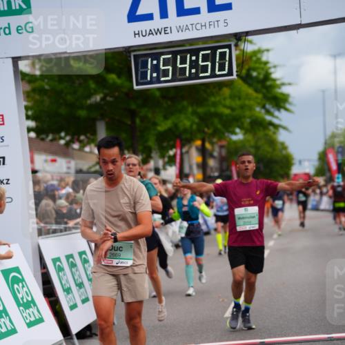 20.09.2026 - PSD Bank Halbmarathon LAZAROV Photography http://msf.ph/oto/10517561 20.09.2026 11:54:49 Ziel 1094, 1133, 2059, 2647, 2669, 3372, 3916 meine-sportfotos.de