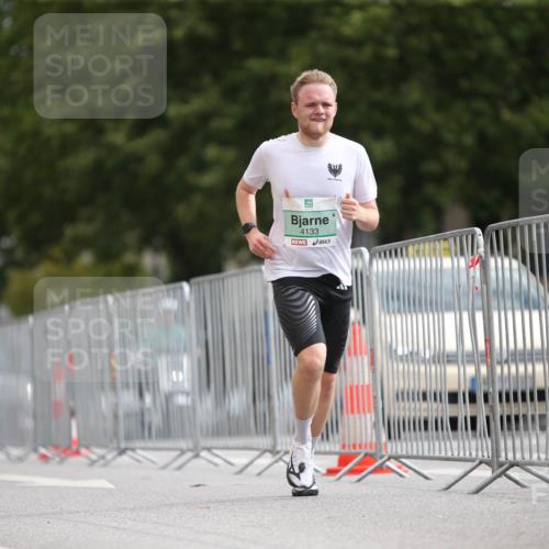 20.09.2026 - PSD Bank Halbmarathon Jannik Wohlers http://msf.ph/oto/10517565 20.09.2026 11:25:12 Laufen 4133 meine-sportfotos.de