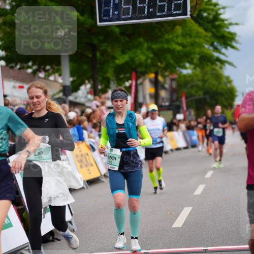 20.09.2026 - PSD Bank Halbmarathon LAZAROV Photography http://msf.ph/oto/10517590 20.09.2026 11:54:51 Ziel 1133, 2059, 2647, 2669, 3372, 3893, 3916 meine-sportfotos.de