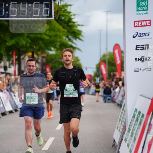20.09.2026 - PSD Bank Halbmarathon LAZAROV Photography http://msf.ph/oto/10517671 20.09.2026 11:54:55 Ziel 1133, 1433, 2059, 2669, 3115, 3372, 3893, 3916 meine-sportfotos.de