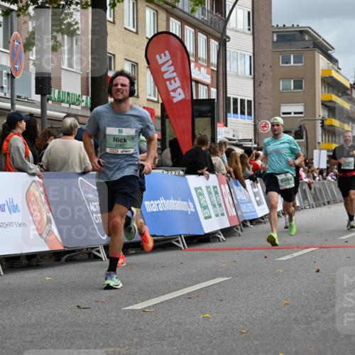 20.09.2026 - PSD Bank Halbmarathon J. Mangold http://msf.ph/oto/10517674 20.09.2026 11:46:20 Ziel 1102, 1860, 2042, 2066, 2524, 2769, 2778, 2977, 3408, 3425, 3565, 4387, 4640 meine-sportfotos.de