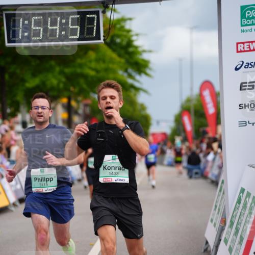20.09.2026 - PSD Bank Halbmarathon LAZAROV Photography http://msf.ph/oto/10517697 20.09.2026 11:54:56 Ziel 1133, 1433, 2059, 2669, 3115, 3372, 3893, 3916 meine-sportfotos.de
