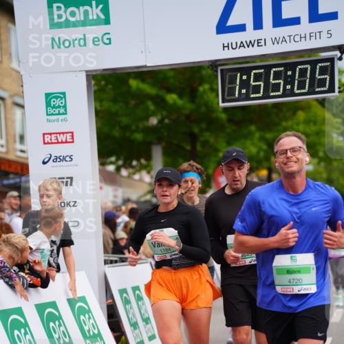 20.09.2026 - PSD Bank Halbmarathon LAZAROV Photography http://msf.ph/oto/10517802 20.09.2026 11:55:04 Ziel 1088, 1178, 1184, 1433, 3115, 4447, 4645, 4720 meine-sportfotos.de