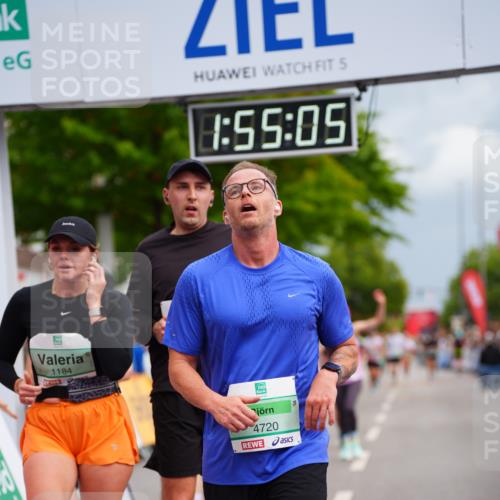 20.09.2026 - PSD Bank Halbmarathon LAZAROV Photography http://msf.ph/oto/10517816 20.09.2026 11:55:05 Ziel 1088, 1178, 1184, 3713, 4447, 4645, 4656, 4720 meine-sportfotos.de