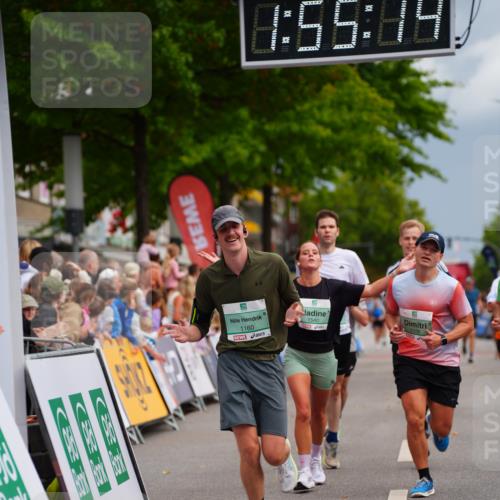 20.09.2026 - PSD Bank Halbmarathon LAZAROV Photography http://msf.ph/oto/10517883 20.09.2026 11:55:14 Ziel 1064, 1088, 1160, 1178, 1185, 1538, 1540, 1597, 2108, 3713, 3733, 4156, 4656 meine-sportfotos.de