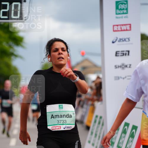 20.09.2026 - PSD Bank Halbmarathon LAZAROV Photography http://msf.ph/oto/10517938 20.09.2026 11:55:20 Ziel 1064, 1160, 1185, 1538, 1540, 1597, 1819, 2108, 3733, 4156, 4769 meine-sportfotos.de