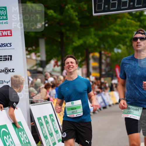 20.09.2026 - PSD Bank Halbmarathon LAZAROV Photography http://msf.ph/oto/10518021 20.09.2026 11:55:26 Ziel 1819, 1966, 2495, 3733, 4617, 4769 meine-sportfotos.de