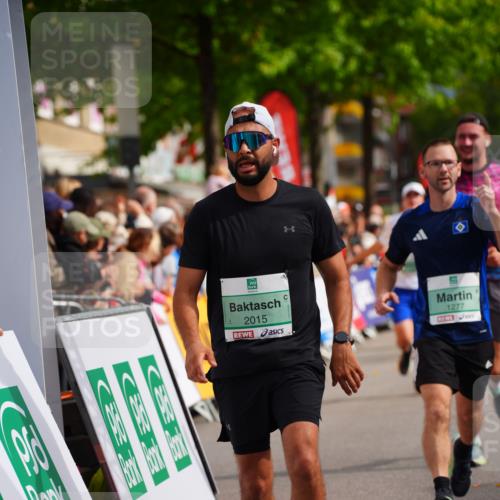 20.09.2026 - PSD Bank Halbmarathon LAZAROV Photography http://msf.ph/oto/10518188 20.09.2026 11:55:42 Ziel 1277, 1826, 2015, 3028, 3091, 4039, 4731 meine-sportfotos.de