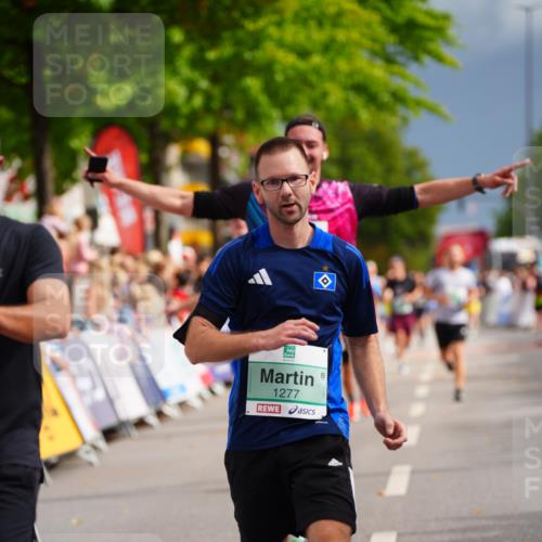 20.09.2026 - PSD Bank Halbmarathon LAZAROV Photography http://msf.ph/oto/10518223 20.09.2026 11:55:42 Ziel 1277, 1826, 2015, 3028, 3091, 4039, 4731 meine-sportfotos.de