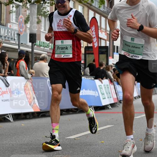 20.09.2026 - PSD Bank Halbmarathon J. Mangold http://msf.ph/oto/10518227 20.09.2026 11:46:33 Ziel 1527, 2027, 2087, 2773, 3226, 3790, 4070, 4094, 4200, 4249, 4566, 4639, 4640, 4710 meine-sportfotos.de