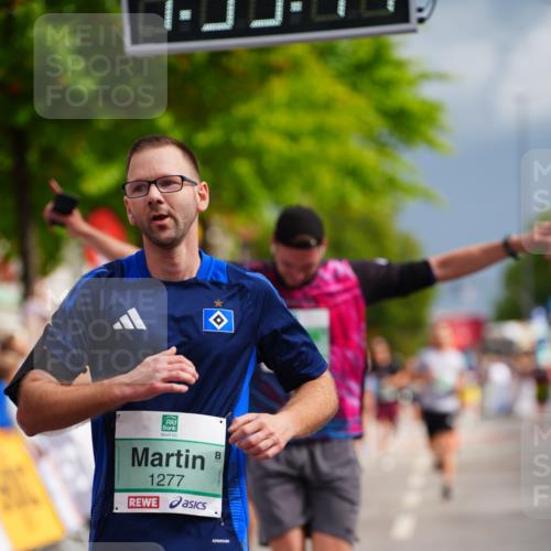 20.09.2026 - PSD Bank Halbmarathon LAZAROV Photography http://msf.ph/oto/10518228 20.09.2026 11:55:43 Ziel 1277, 1354, 1826, 2015, 3028, 3091, 4039, 4731 meine-sportfotos.de