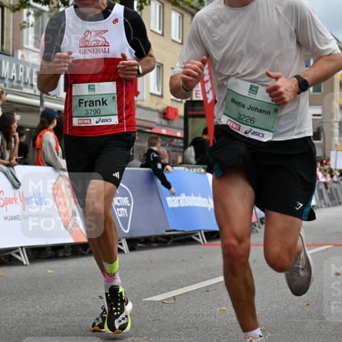 20.09.2026 - PSD Bank Halbmarathon J. Mangold http://msf.ph/oto/10518233 20.09.2026 11:46:33 Ziel 1527, 2027, 2087, 2773, 3226, 3790, 4070, 4094, 4200, 4249, 4566, 4639, 4640, 4710 meine-sportfotos.de