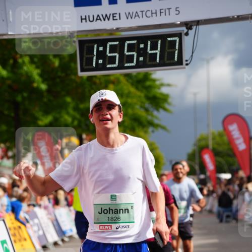 20.09.2026 - PSD Bank Halbmarathon LAZAROV Photography http://msf.ph/oto/10518259 20.09.2026 11:55:47 Ziel 1277, 1354, 1826, 2015, 2810, 3091, 3760, 3781, 4731 meine-sportfotos.de