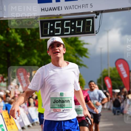 20.09.2026 - PSD Bank Halbmarathon LAZAROV Photography http://msf.ph/oto/10518264 20.09.2026 11:55:47 Ziel 1277, 1354, 1826, 2015, 2810, 3091, 3760, 3781, 4731 meine-sportfotos.de