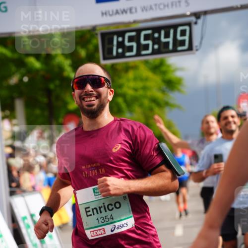20.09.2026 - PSD Bank Halbmarathon LAZAROV Photography http://msf.ph/oto/10518274 20.09.2026 11:55:48 Ziel 1277, 1354, 1826, 2015, 2810, 3760, 3781, 3809, 3811, 4731 meine-sportfotos.de