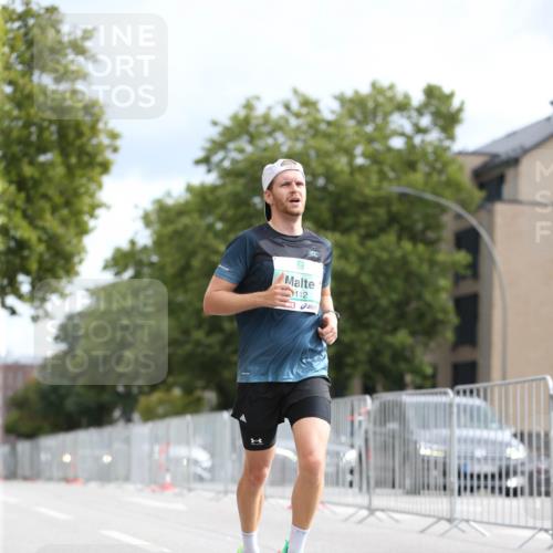 20.09.2026 - PSD Bank Halbmarathon Jannik Wohlers http://msf.ph/oto/10518295 20.09.2026 11:29:15 Laufen 112 meine-sportfotos.de