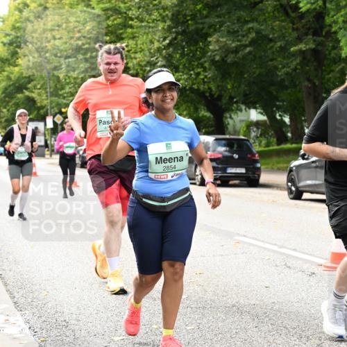 20.09.2026 - PSD Bank Halbmarathon Dr. Thomas Lammeyer http://msf.ph/oto/10518382 20.09.2026 11:12:58 Laufen 40, 2854, 2600 meine-sportfotos.de